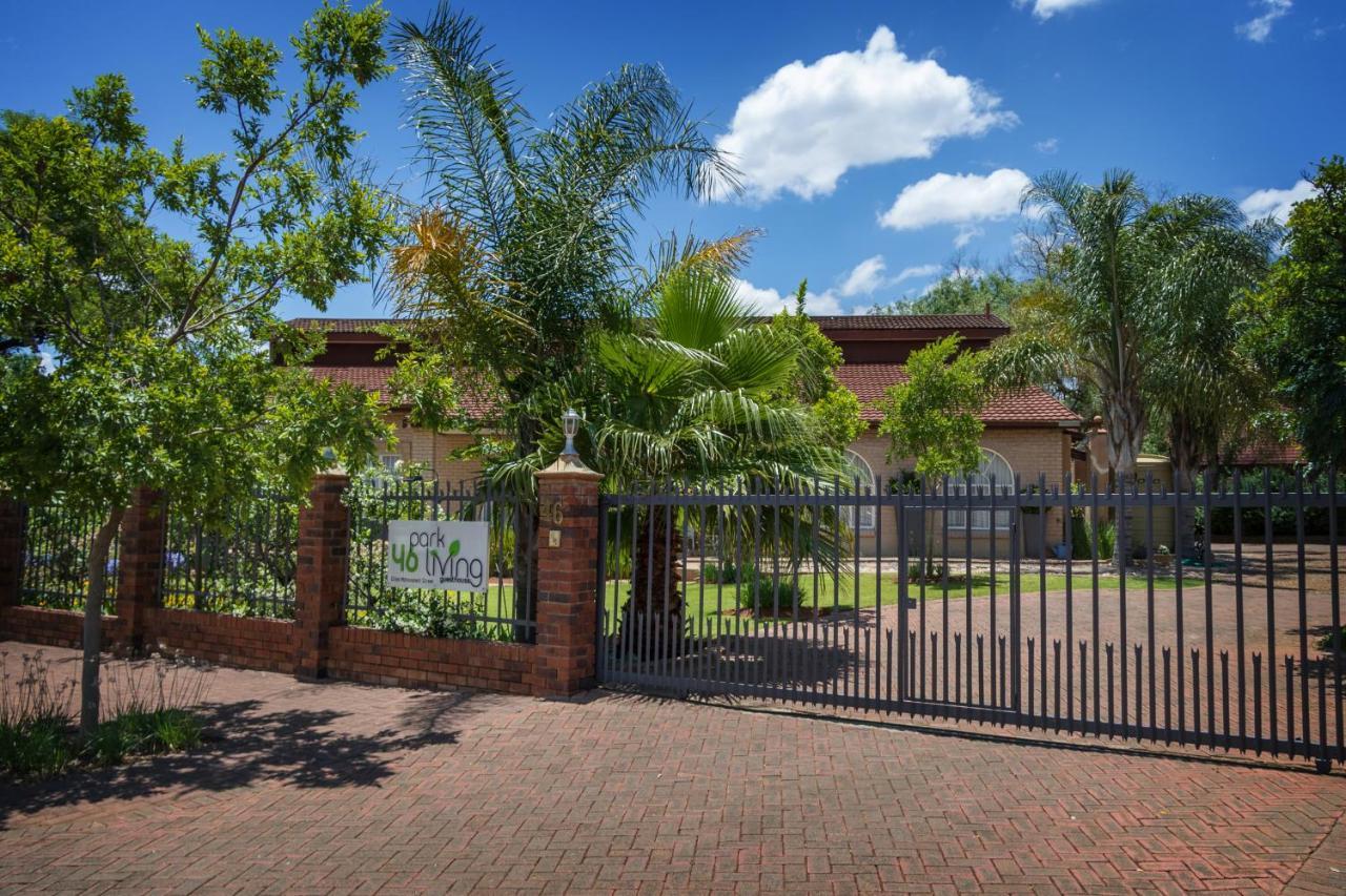 Park Living Guesthouse Bloemfontein Exterior photo