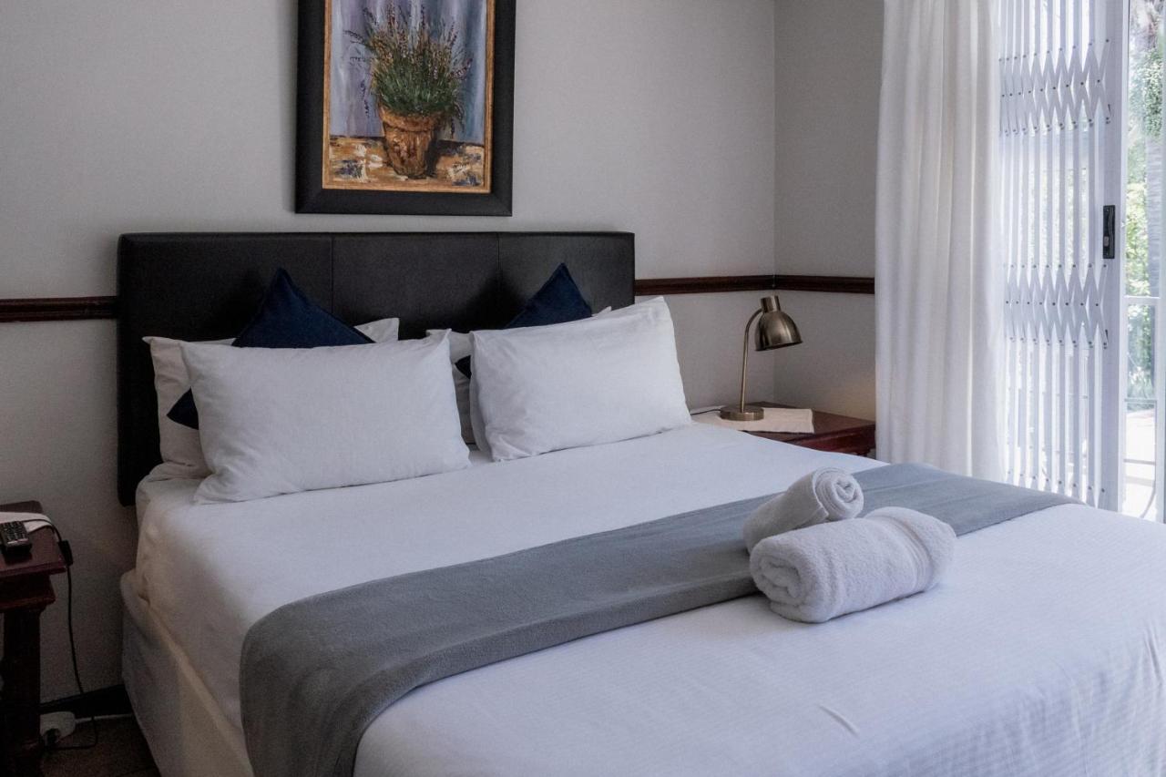 Park Living Guesthouse Bloemfontein Room photo